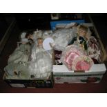 Leonardo. Collectors porcelain dolls, other porcelain dolls, etc:- Two Boxes