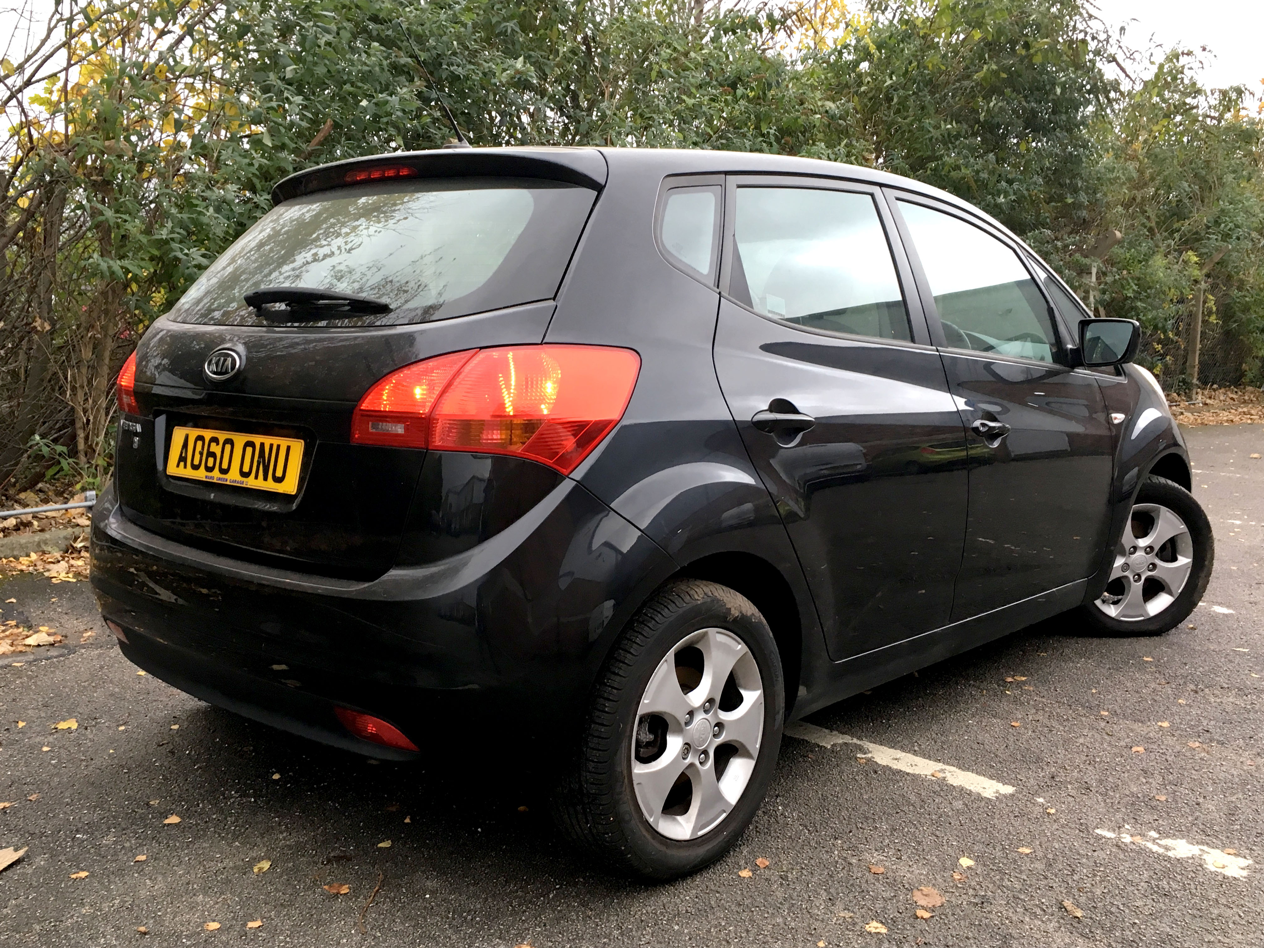 2010 Kia Venga (AO60 ONU), 1.6 Petrol Automatic 5-Door Hatchback in Black, 37,000 Miles, Service His - Image 2 of 5