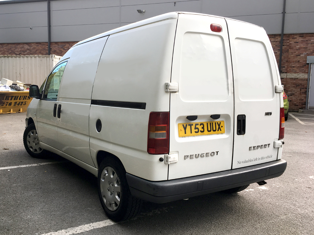 *2003 Peugeot Expert Van, 2.0 HDi (Diesel Manual) 110 6-door Van in White, 133k Miles, Comprehensive - Image 2 of 5