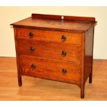 An oak chest of drawers circa 1940's, with graduated drawers,