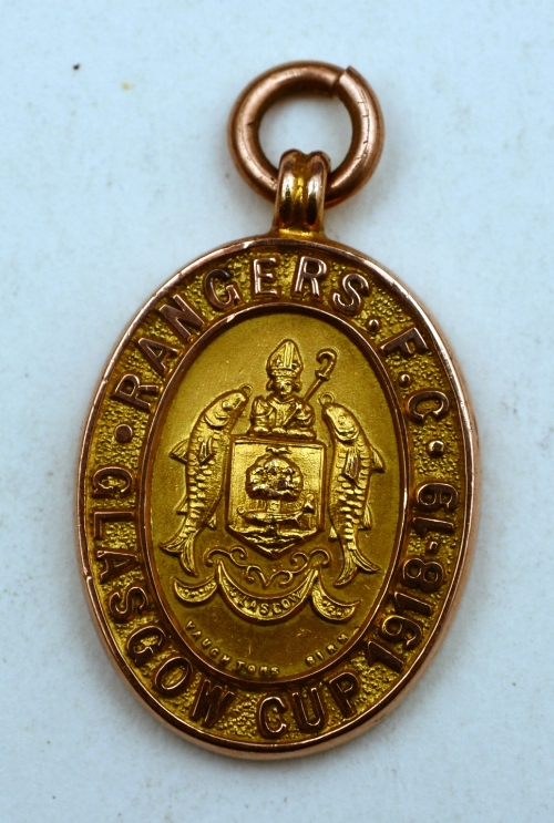 A 1918-19 Glasgow cup nine carat gold medal, to the obverse Rangers FC,