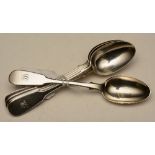 A set of six fiddle pattern silver teaspoons, TM & L Glasgow,