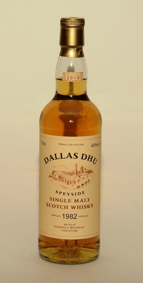 A Dallas DHU 1982 Speyside single malt scotch whisky, bottled by Gordon & MacPhail 2010, 70cl,