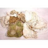 A quantity of vintage linen and lace, to include bed spread,
