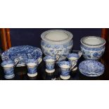 Two small Chinese blue and white pottery planters, 15.