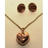 A 9ct Welsh gold heart locket and earring set, each with matching foliate relief, locket 22.
