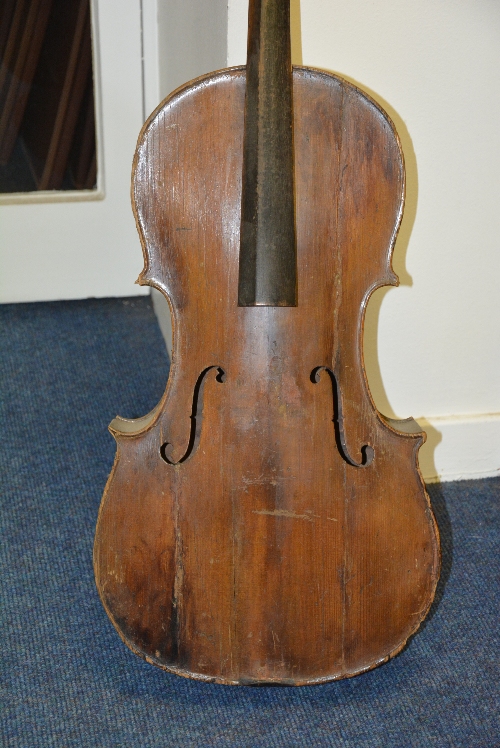 An antique cello, damage to the scroll (a/f), - Image 2 of 4
