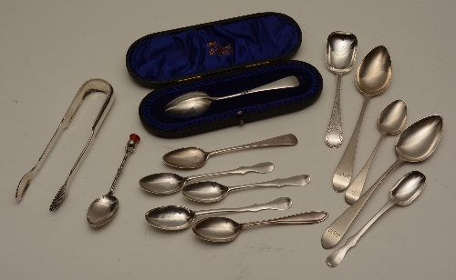 A small quantity of silver teaspoons, to include an old English pattern teaspoon by James Erskine,