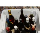 13 bottles of mixed vintage wine, to include 1993 Domaine Laroche CHablis Saint Martin,