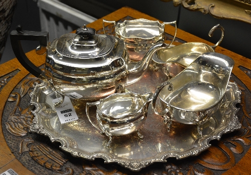 A mixed lot of plated wares,