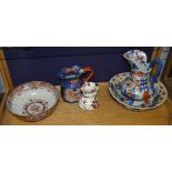 A mixed lot of pottery and porcelain,