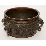A Japanese bronze jardiniere from the Meiji Period, circa late 19th century,