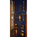 A mixed lot of brass and copper, to include a pair of brass king of diamond candlesticks,