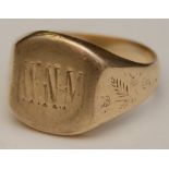 A gents gold signet ring, hallmarks rubbed,