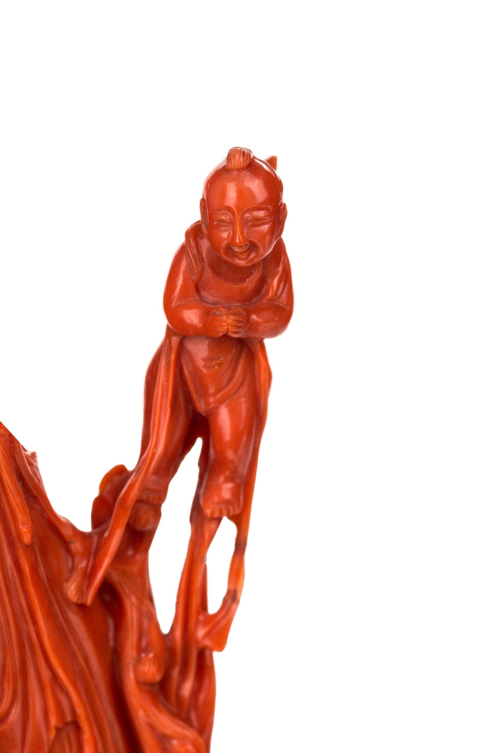 A CHINESE CARVED RED CORAL FIGURE OF A GUANYIN POURING HEALING WATER - Image 6 of 6