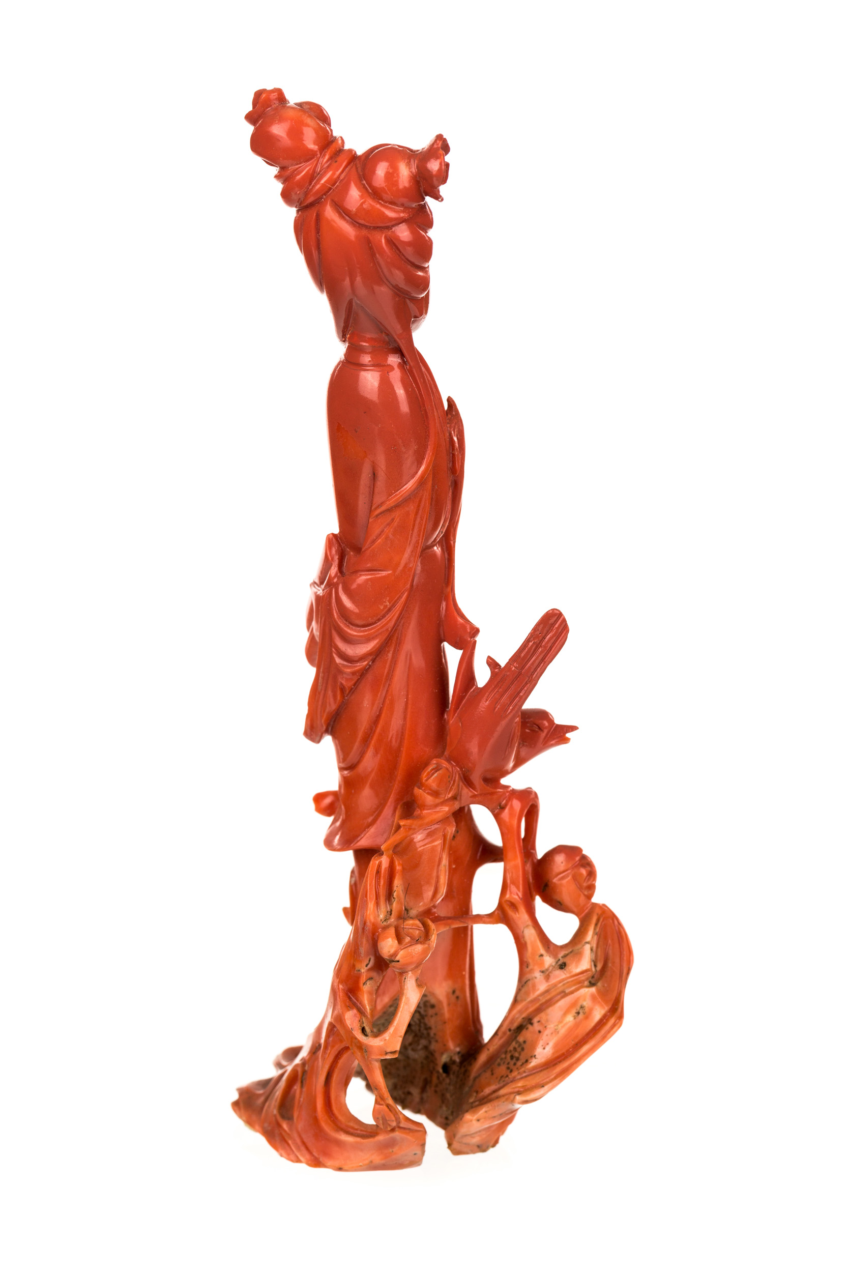 A CHINESE CARVED RED CORAL FIGURE OF A GUANYIN - Image 2 of 4
