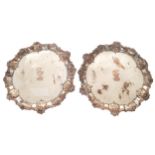 Pair of eighteenth-century Sheffield crested card trays  Each 19 cm. diameterWorldwide shipping