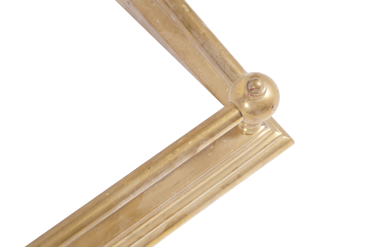 Edwardian brass kerb  140 cm. wide; 35 cm. deepWorldwide shipping available. All queries must be - Image 4 of 5