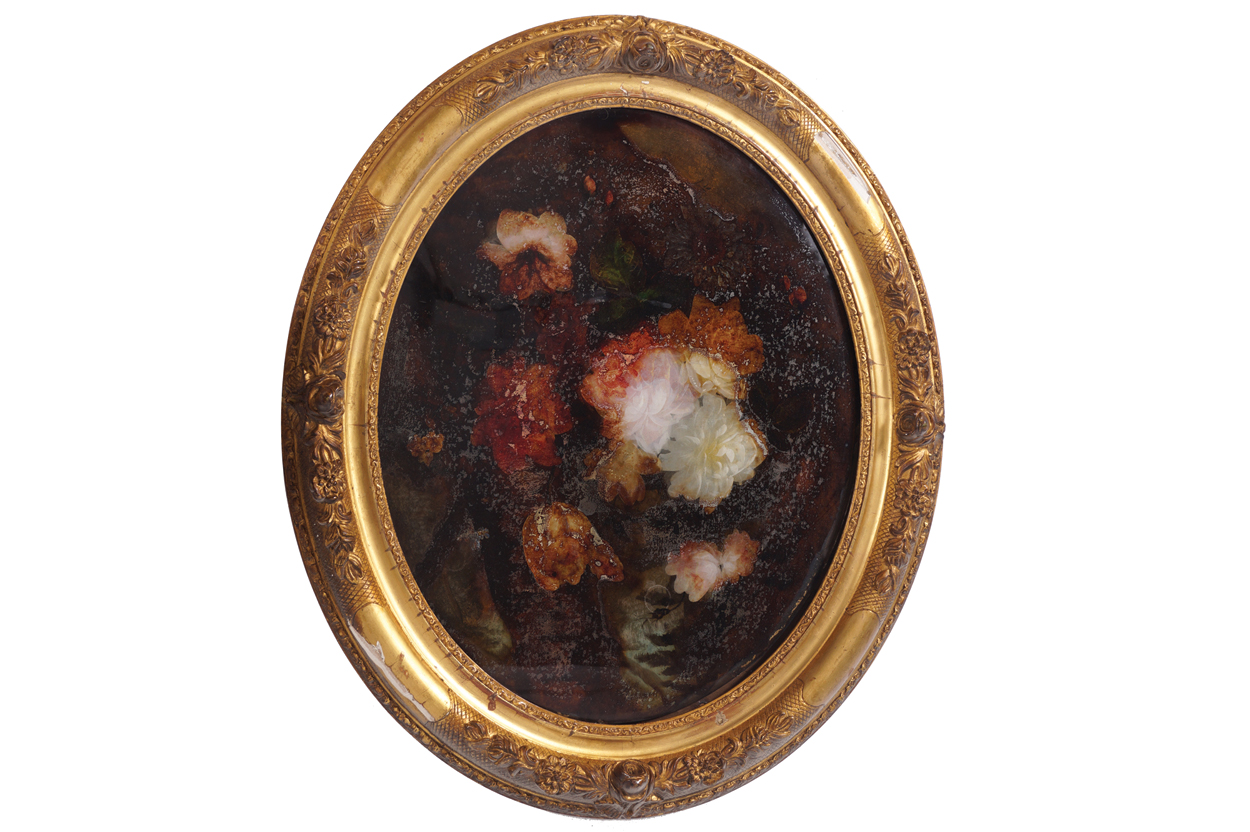 English School, nineteenth-century Still-Life of Flowers Oval painting behind glass Enclosed in a