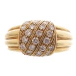 18 ct. yellow gold ribbed ring