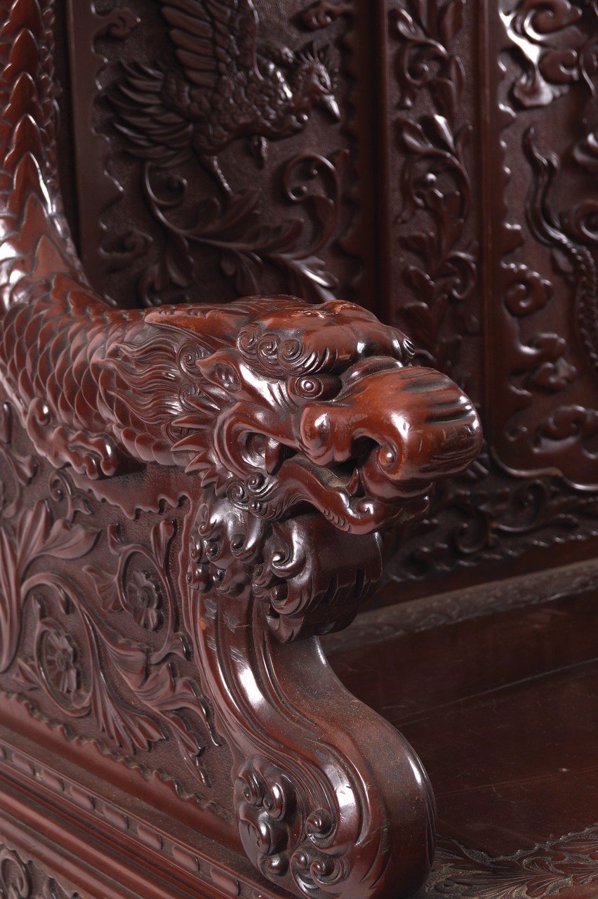 Nineteenth-century Oriental carved ceremonial hall seat - Image 2 of 2