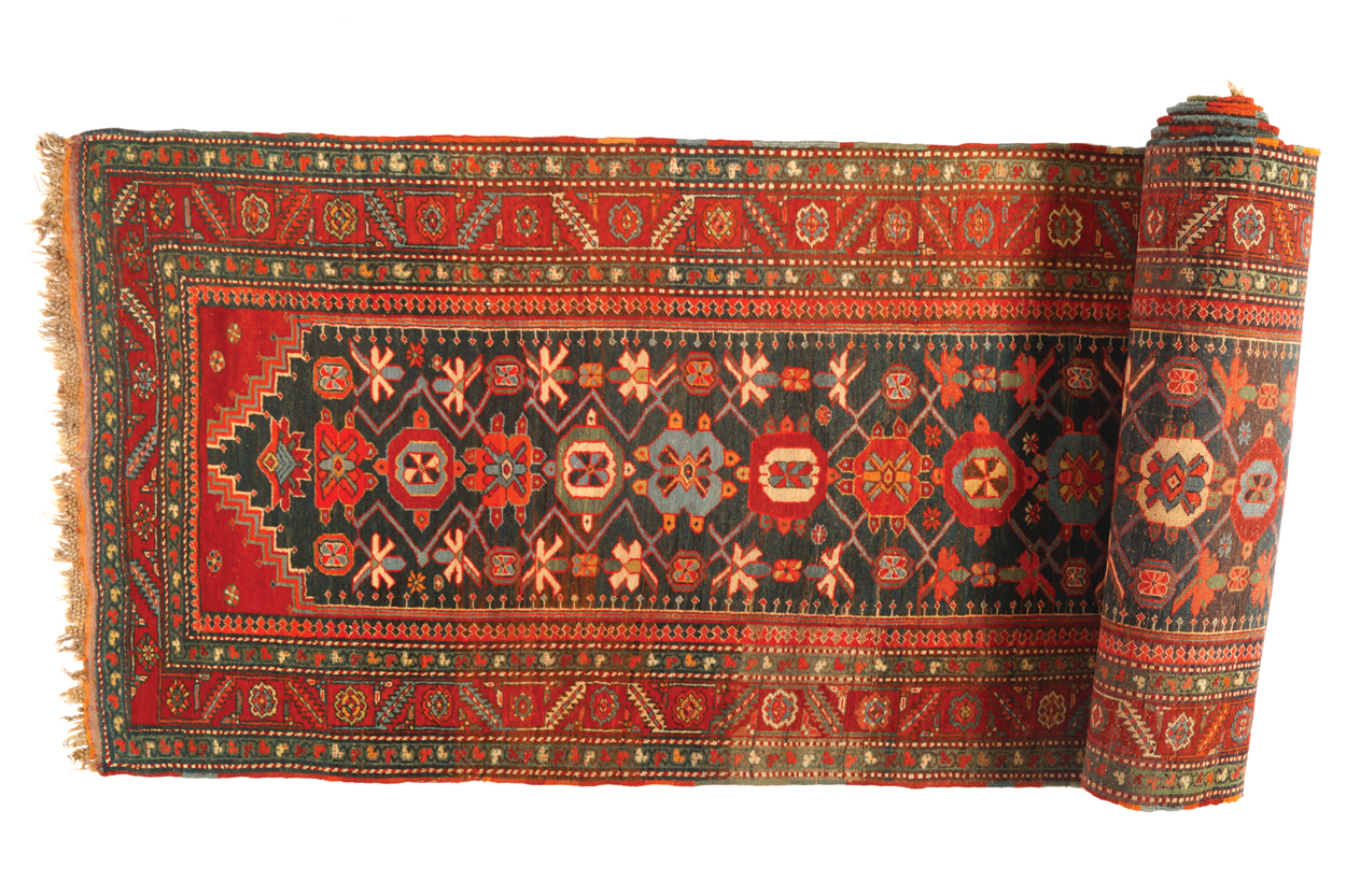 NORTHWEST PERSIAN HANDMADE RUNNER, CIRCA 1910 485 x 107 cm. Worldwide shipping available. Contact - Image 2 of 6