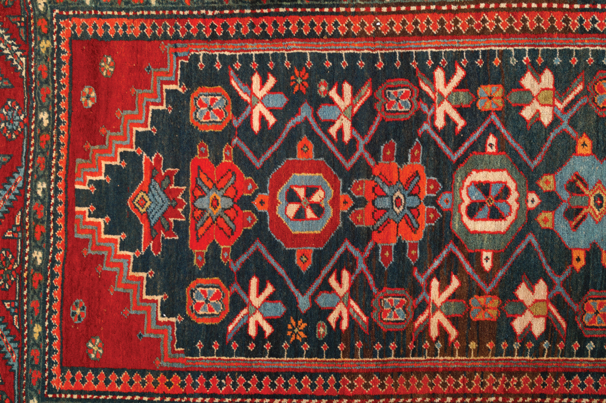 NORTHWEST PERSIAN HANDMADE RUNNER, CIRCA 1910 485 x 107 cm. Worldwide shipping available. Contact - Image 5 of 6