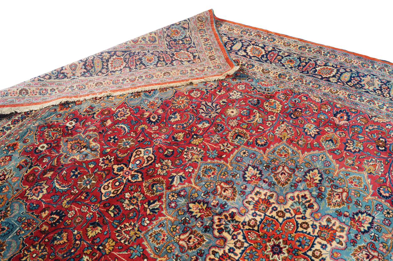 NORTHEAST PERSIAN MESHED CARPET, CIRCA 1930 on red ground with turquoise central medallion and ivory - Image 6 of 8