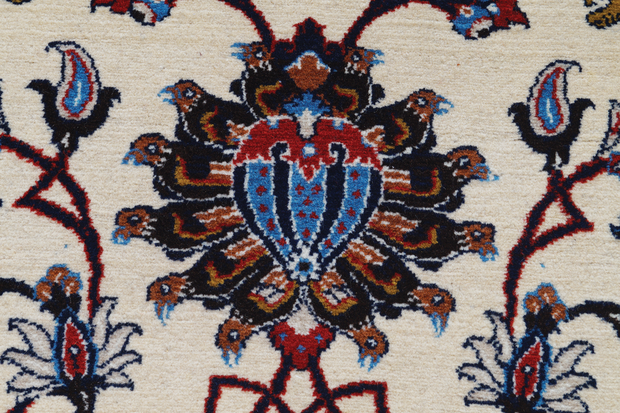 CENTRAL PERSIAN ISFAHAN RUG, CIRCA 1930 on ivory ground with all over field 139 x 230 cm. - Image 2 of 8