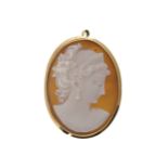 9 CT. GOLD CAMEO BROOCH 4 x 3 cm.