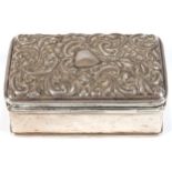 SILVER RING BOX Birmingham 1903, maker: Adie & Lovekin Ltd 6.5 x 4 cm.