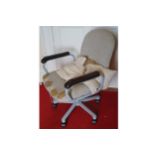 SWIVEL DESK CHAIR