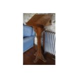 NINETEENTH-CENTURY GOTHIC PINE LECTERN 134 cm. wide