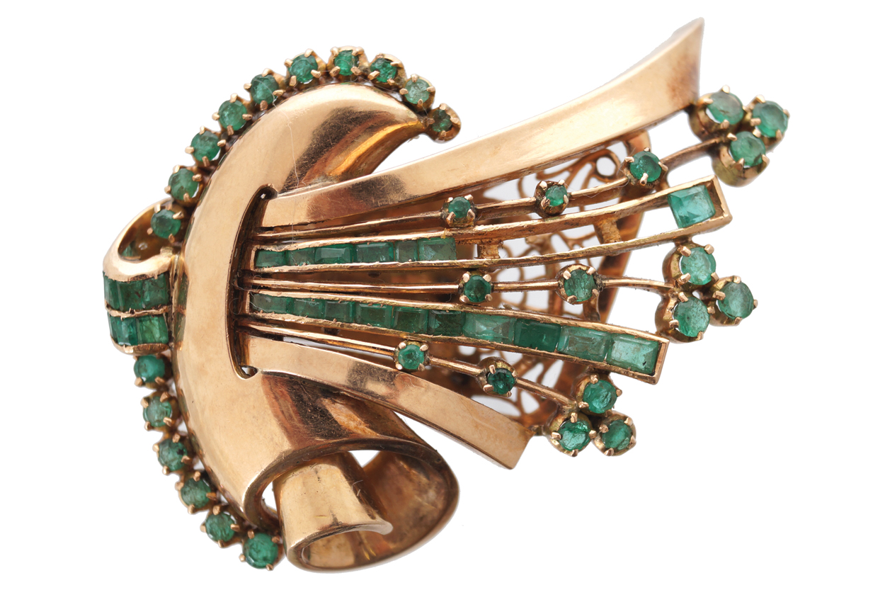 14 CT. GOLD AND EMERALD BROOCH