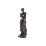 AFTER THE ANTIQUE Venus de MiIo Nineteenth-century bronze sculpture 38 cm. high