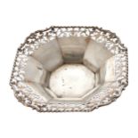 SILVER BON BON DISH Birmingham, 1905, maker: Mappin & Webb 12 cm. wide