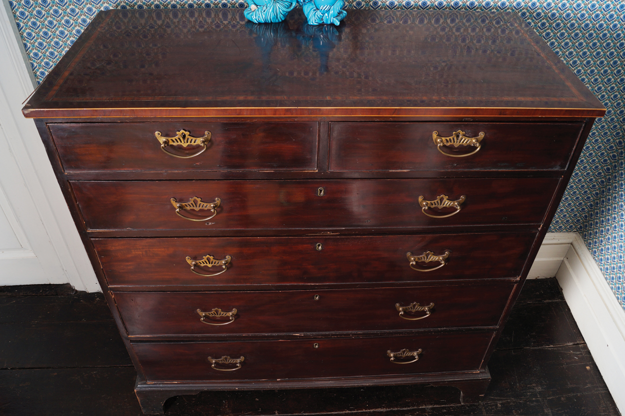 NINETEENTH-CENTURY MAHOGANY AND INLAID CHEST of two short and four long drawers, furnished with