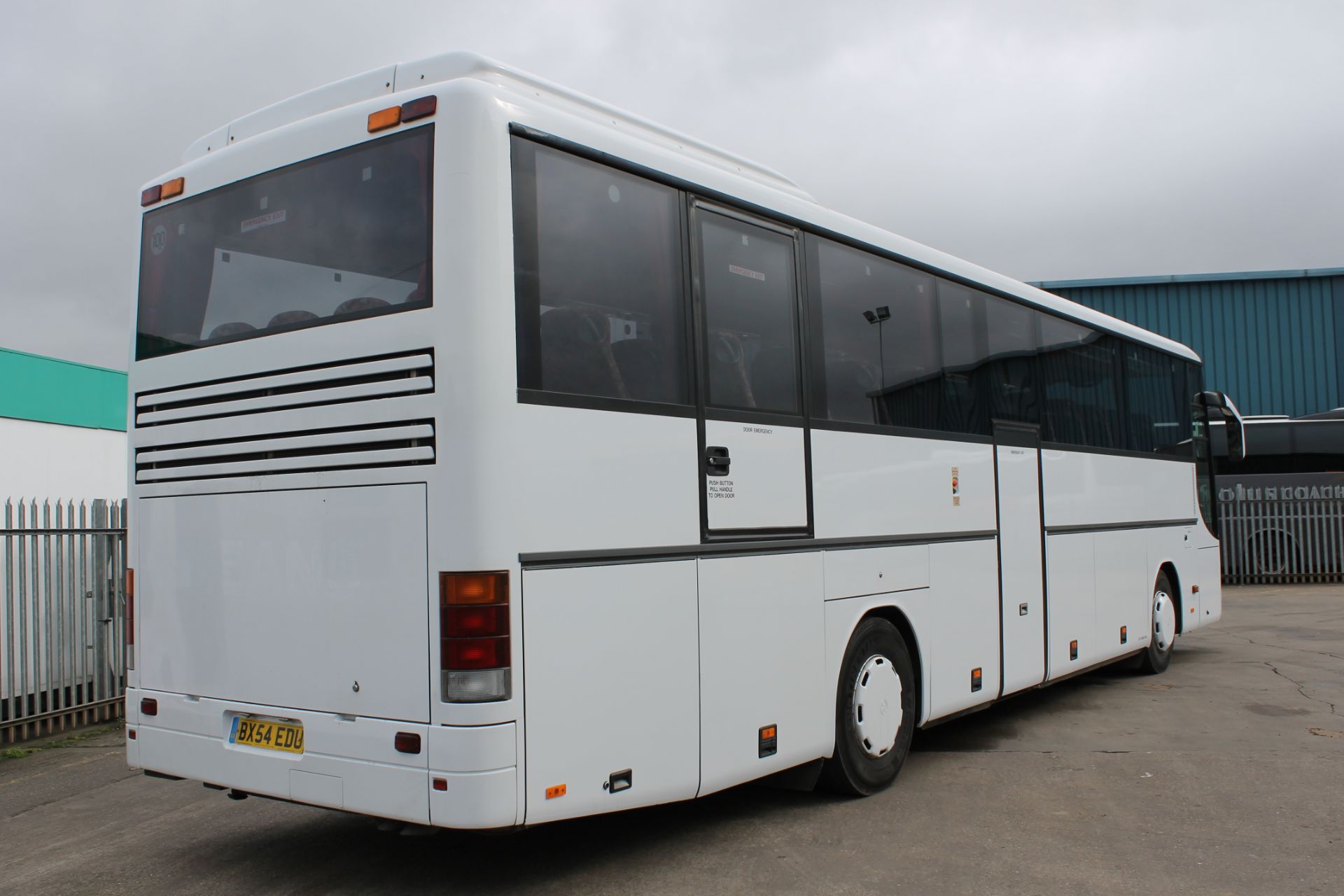 Setra S315 GT HD - BX54 EDU Mercedes 6 cylinder engine. AS Tronic gearbox. DFR 17/2/2005. - Image 3 of 9