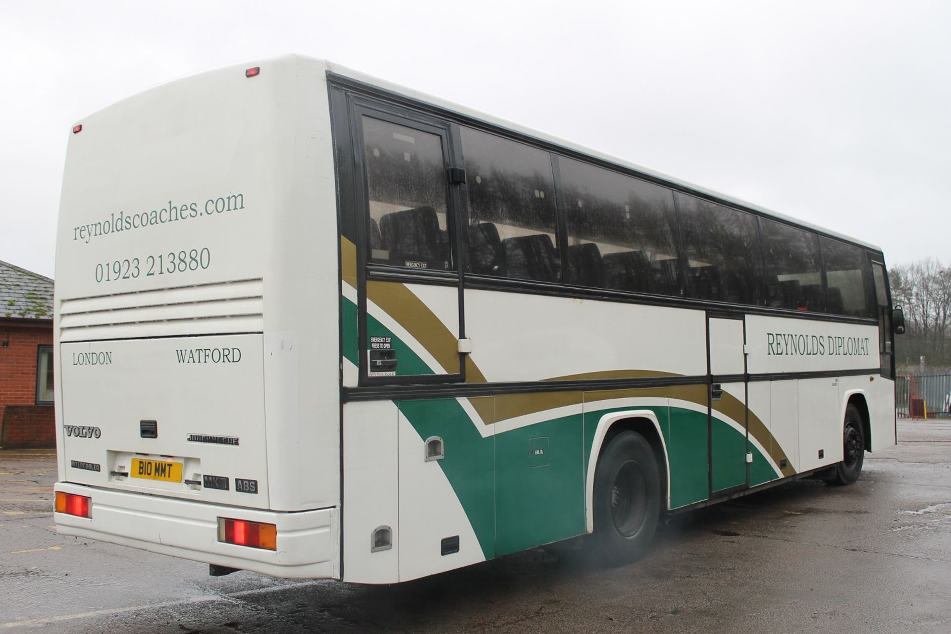 Volvo B10M Jonckheere Deauville - B10 MMT Date First Registered:- 05 May 1993 M.O.T. - Image 2 of 6