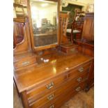 Victorian oak 4 drawer dressing chest