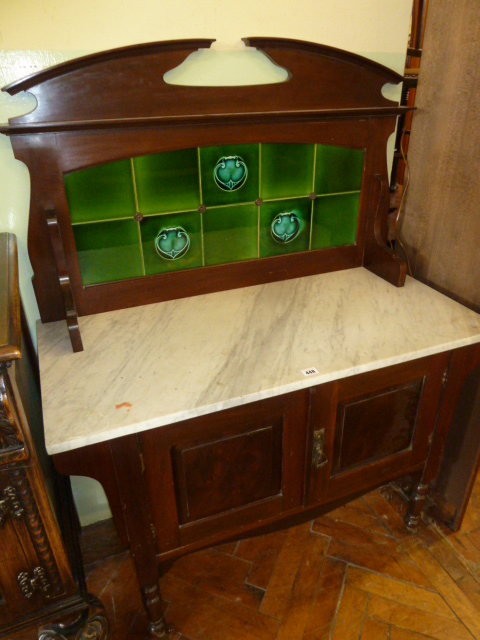 Art Nouveau mahogany tiled back washstand