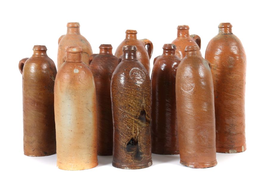 Larrare Kristall-Wasserflasche – 19 Unzen, Mit Austauschbaren Edelsteinen (Amethyst, Rosenquarz, Klarer Quarz) – Inkl. Neopren-Hülle