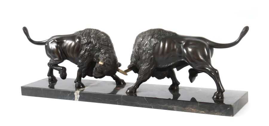 Moré, Bo. Bildhauer des 19./20. Jh, wohl Frankreich. "Kämpfende Bisons", 1. Drittel 20. Jh., die - Image 2 of 4
