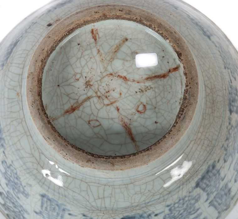 Schale China, wohl 19. Jh., Keramik, unterglasurblaues Stempeldekor, im Spiegel von Rechteck und - Image 4 of 4