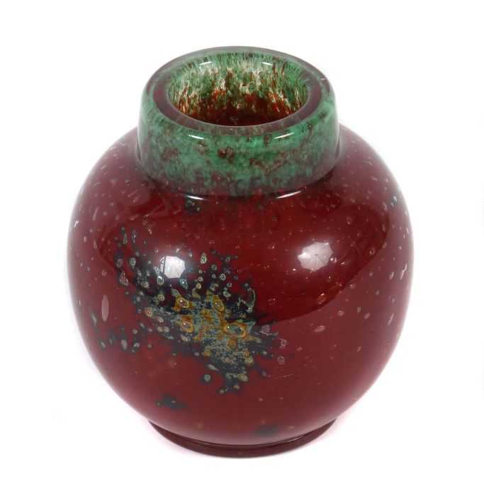 Ikora-Vase WMF Geislingen, 1930er Jahre, farbloses Kristallglas, dickwandig, modelgeblasen, - Image 2 of 2