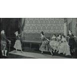 Seidenbild Um 1900, Damen im Fechtunterricht, Seide gestickt, in verglastem Bilderrahmen, HxB: 17,