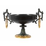 Tazza im Empire-Stil Frankreich/Paris, um 1860, Bronze teils vergoldet, teils dunkel patiniert;