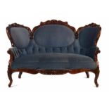 Blaues Louis Philippe Sofa um 1850, Nussbaum, mit Floralornamenten im Rokoko-Stil beschnitzt, auf