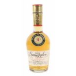 Old Smuggler wohl 1960er Jahre, Finest Scotch Whisky, Jas. & Geo. Stodart Ltd., wohl 0,75 l.