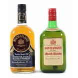 2 Flaschen Buchanan's 1970/80er Jahre, 1x de luxe, finest blended Scotch Whisky, 1x Reserve,